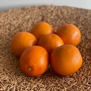 Fake Fruit / 6 Oranges